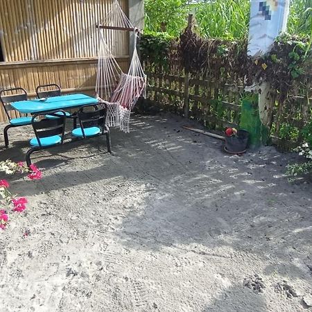 Hostal Camping Sin Fronteras Mompiche Exterior foto