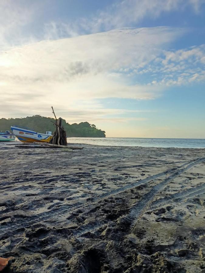 Hostal Camping Sin Fronteras Mompiche Exterior foto