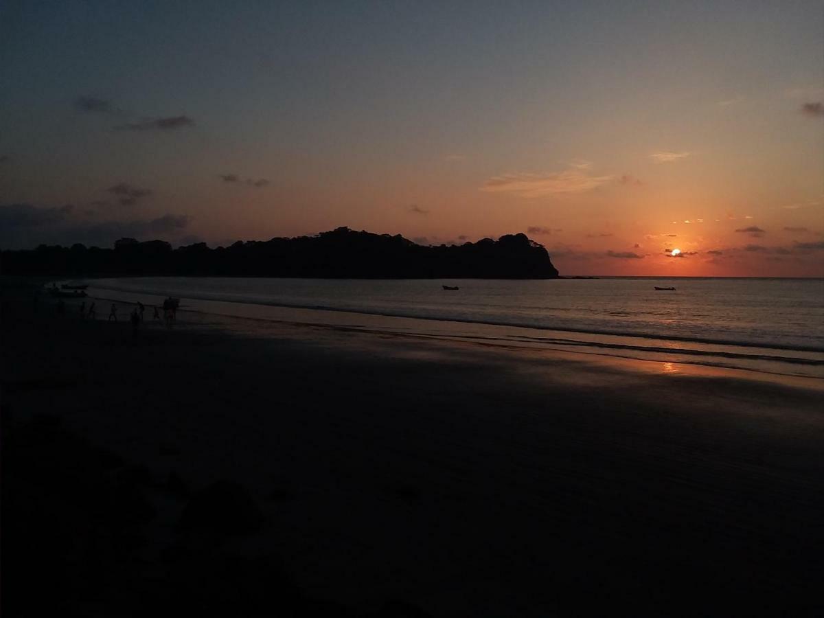 Hostal Camping Sin Fronteras Mompiche Exterior foto